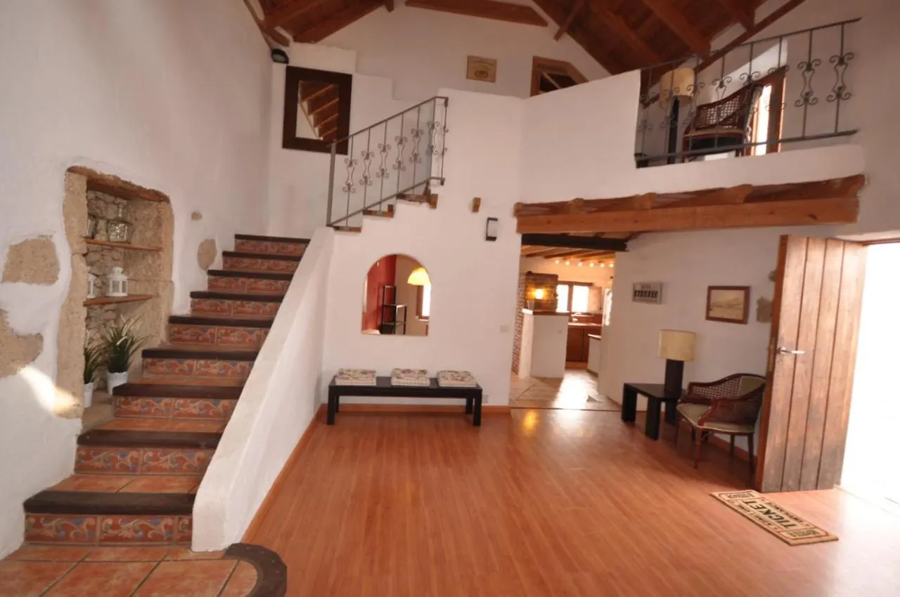 Casaruralarona Villa Valle de San Lorenzo